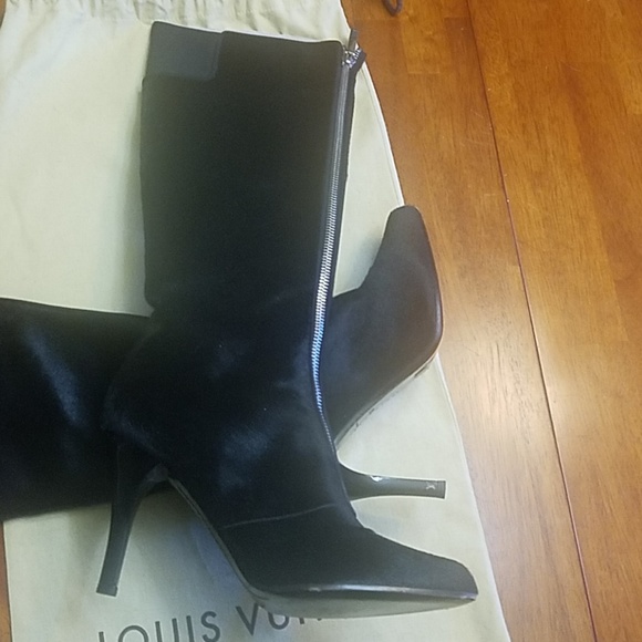 Vintage Louis Vuitton boots - Picture 1 of 6